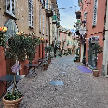 Feluca Appartamento Luino